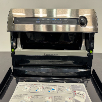 FoodSaver V3835 Vacuum Sealer machine. image 3